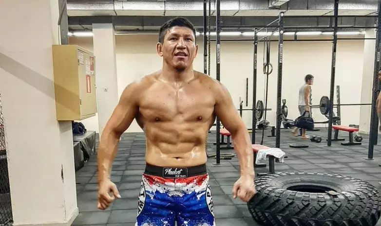 "Келісімшарттағы сома – күлкілі": Қуат Хамитов гонорарын көтеруді талап етті