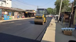 Алмалы ауданында ондаған шақырым желі мен жол салынып, осы заманғы жарықтандыру жүйесі орнатылды