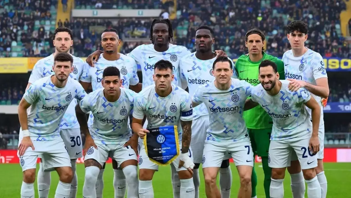 “Интер” опубликовал архивные кадры под песню на казахском языке перед матчем с “Кайратом”