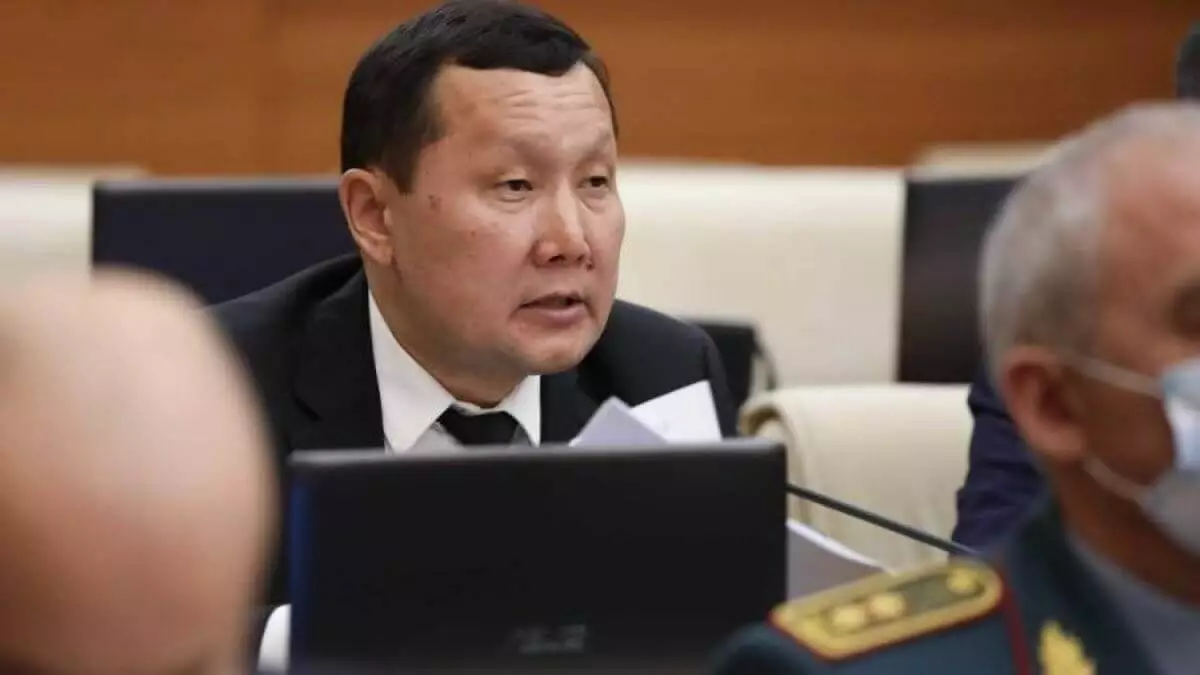 «Екінші әйел алуға заңмен рұқсат беру керек» – депутат