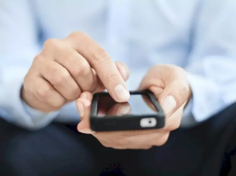 "38 миллионнан аса шот бұғатталып тұр". Депутат әлеуметтік шот ашуды ұсынды