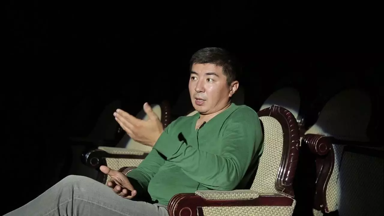 "Тұрсынбекті неге ақтамайды?": Танымал актер әзілкешті қолдап шықты