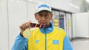 80 жастағы астаналық қария Нью-Йорк марафонына қатысып, 42 шақырымды жүгіріп өтті