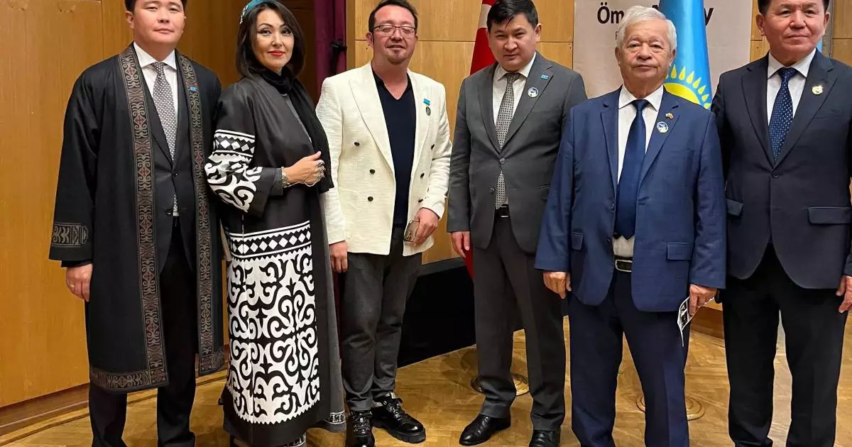  Ыстанбұлда Табылды Досымовты еске алу кеші өтті 