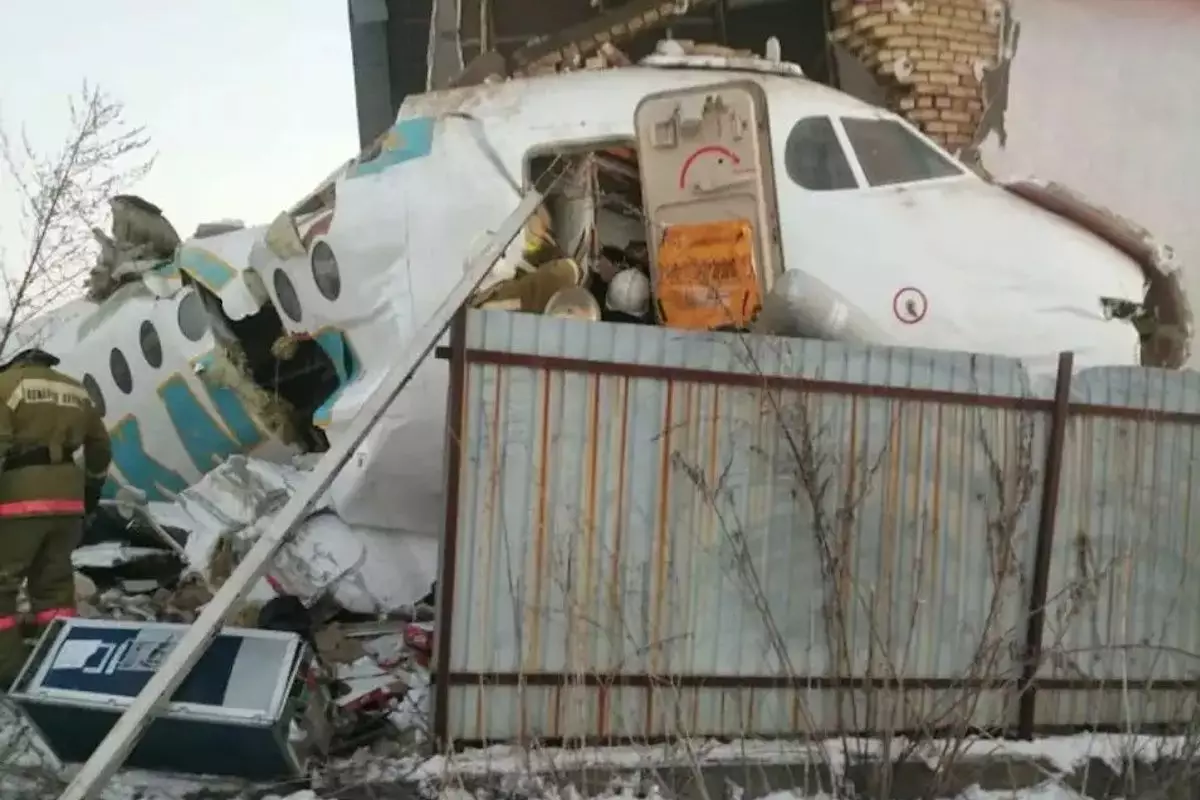  Суд признал погибших пилотов Bek Air виновными в крушении под Алматы