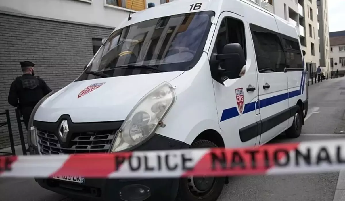 Водитель намеренно сбил пешеходов и велосипедистов во Франции: четверо тяжело ранены