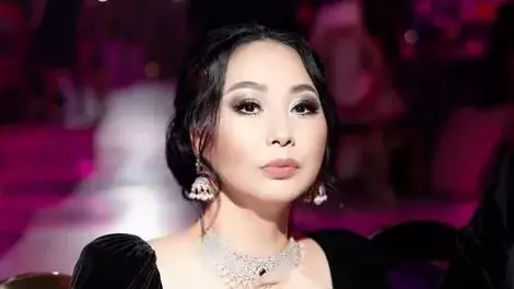 "...жылап алдым" деген Қарақат "Тұрсынбектің тоқалына" қатысты жазба жариялады