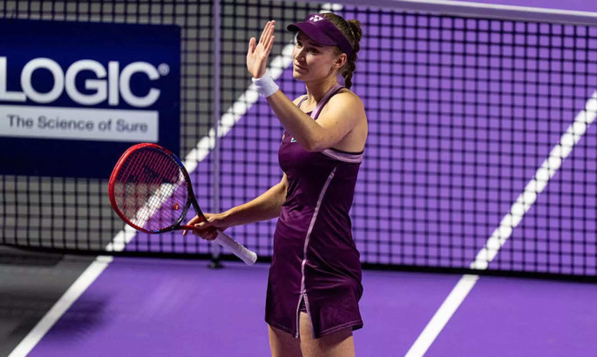 У Рыбакиной экстренно сменился соперник на Итоговом турнире WTA