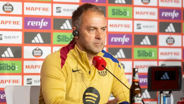 Флик отреагировал на "увольнение" из "Барселоны"