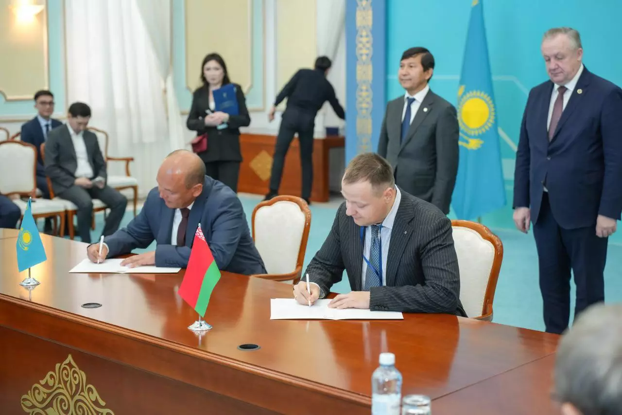 Минский моторный завод создаст в Казахстане кооперационное производство дизелей.