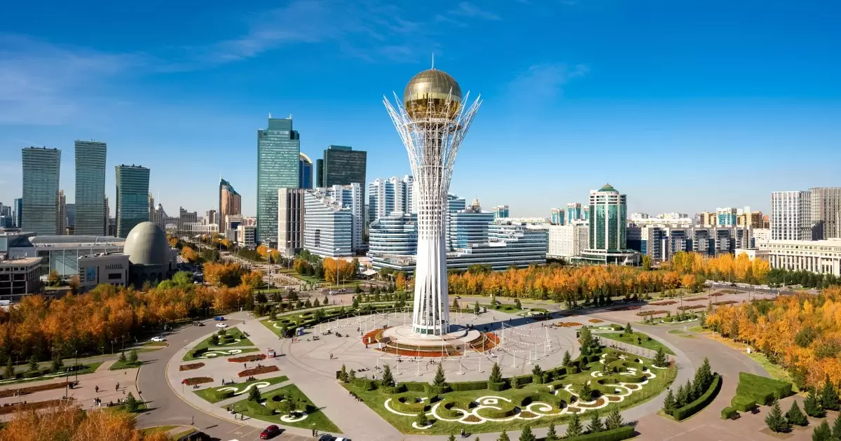 В Казахстане приняли закон о запрете ЛГБТИК-пропаганды.