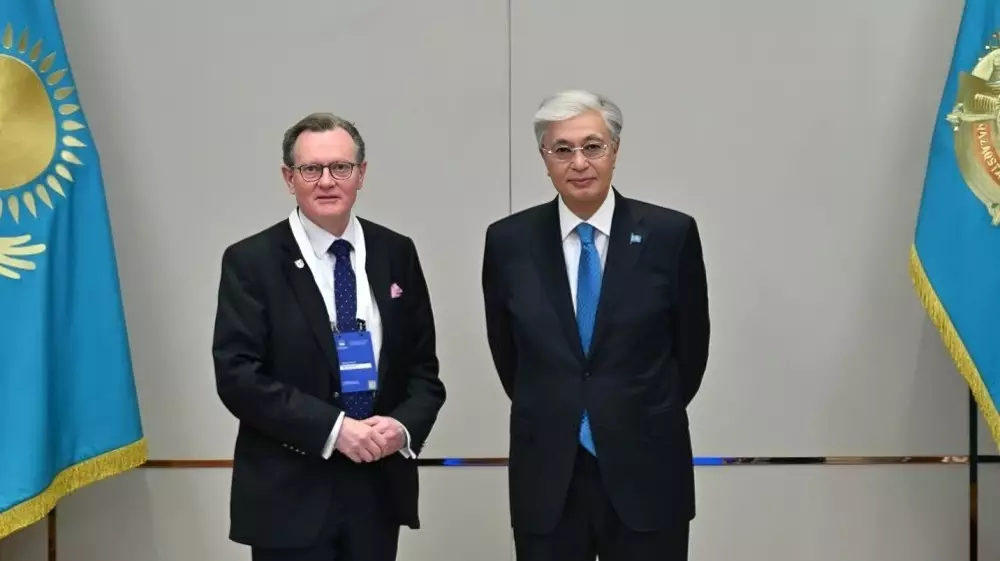 Сэр Ян Грир о укреплении академических связей между университетом Квинс в Белфасте и Казахстаном