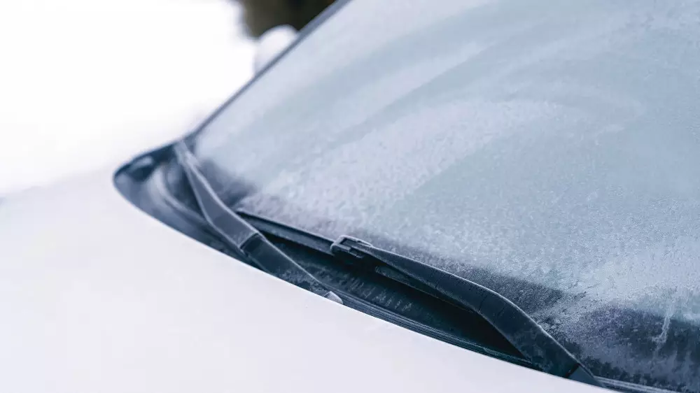 Как выбрать правильную “незамерзайку“ для авто, рассказал эксперт