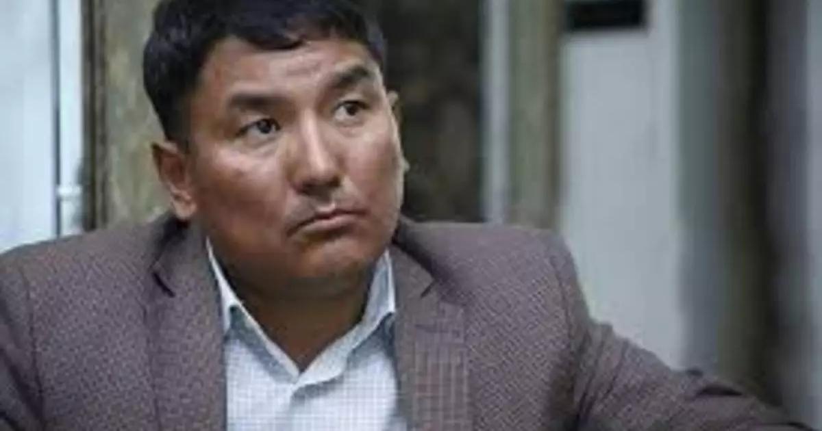  Қамауда отырған Алмазбек Садырбай Президентке үндеу жолдады 