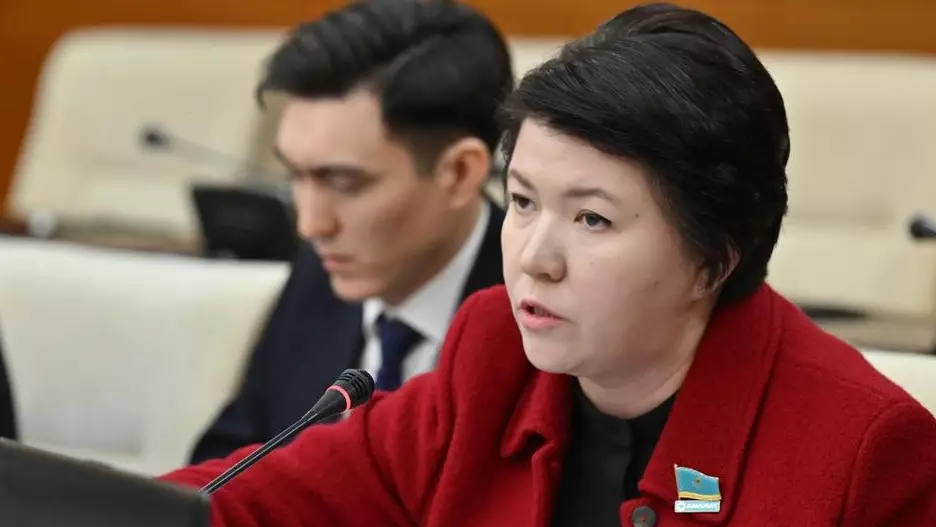 Министр мектеп директорларына қатаң талап қойды