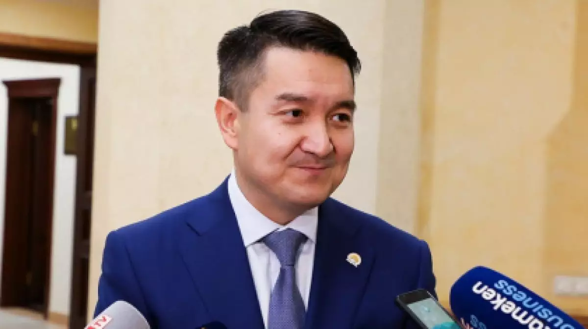 Қазақстанда криптовалютаны қолма-қол ақшаға сатып алу мүмкін болады (ВИДЕО)