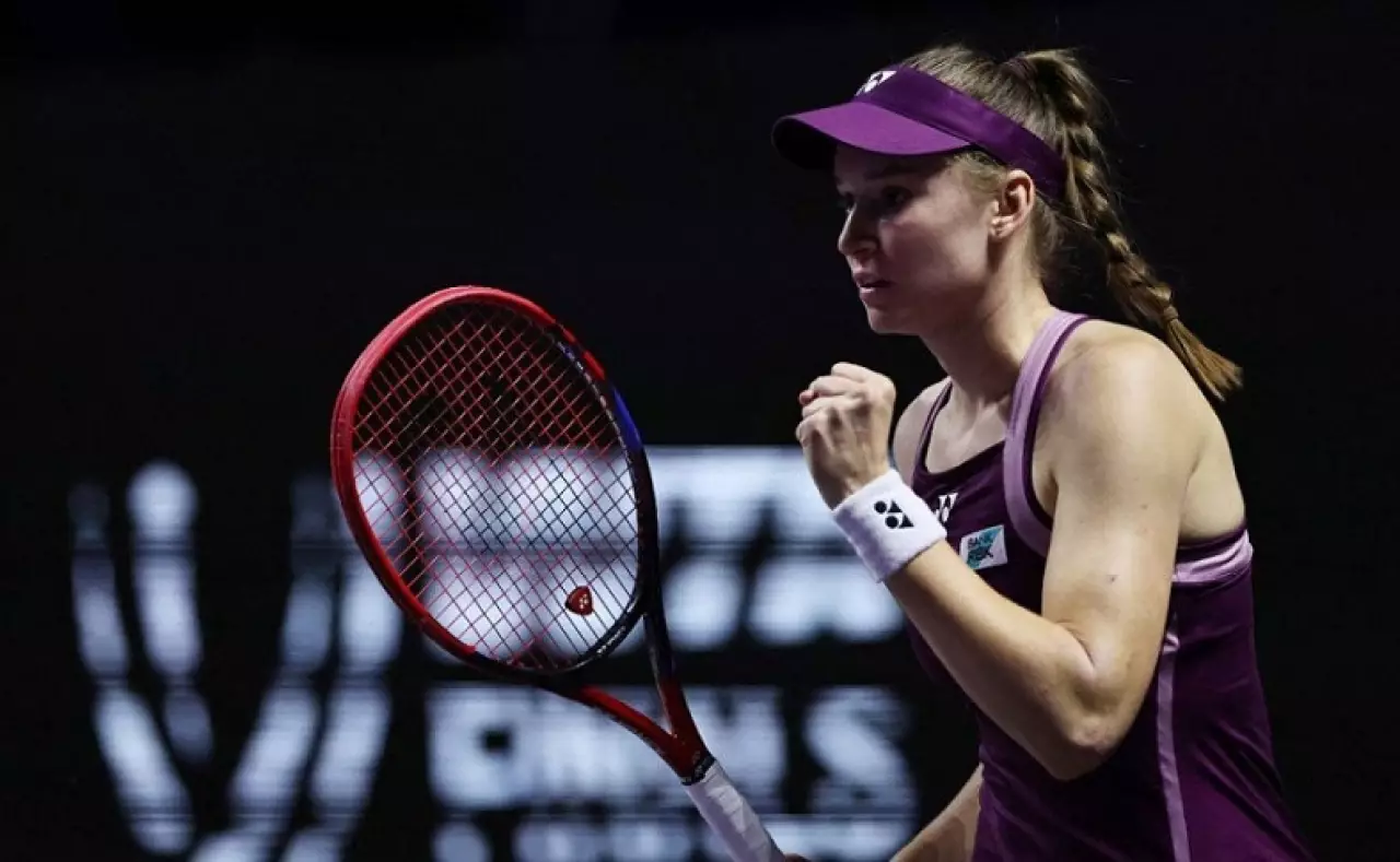 Рыбакина выиграла третий матч на Итоговом турнире WTA