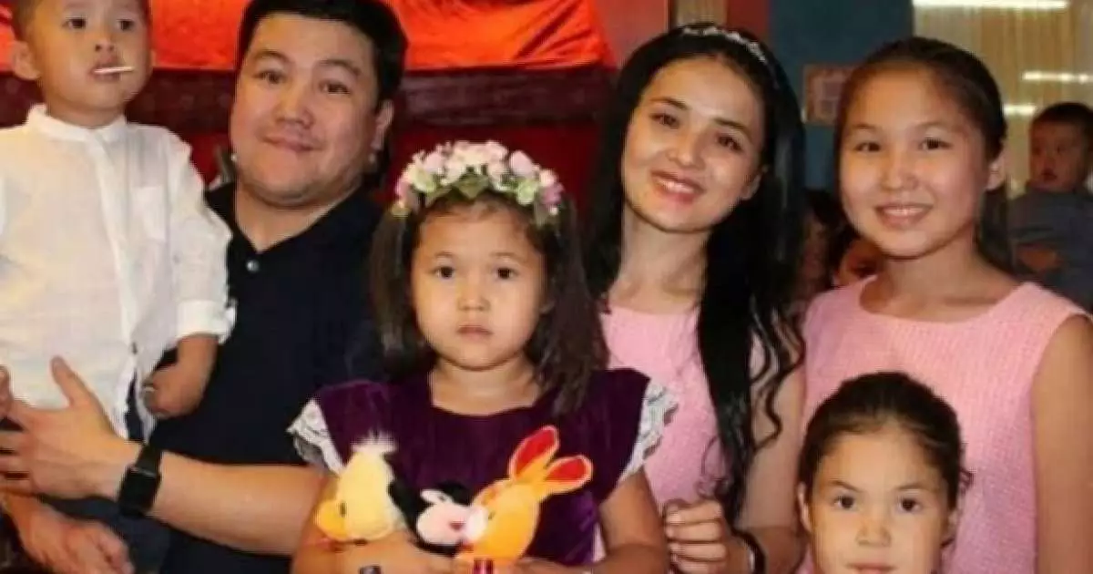  “Оның нашар адам екенін айтуда, бірақ” - Қабатовтың қызы тағы да мәлімдеме жасады 