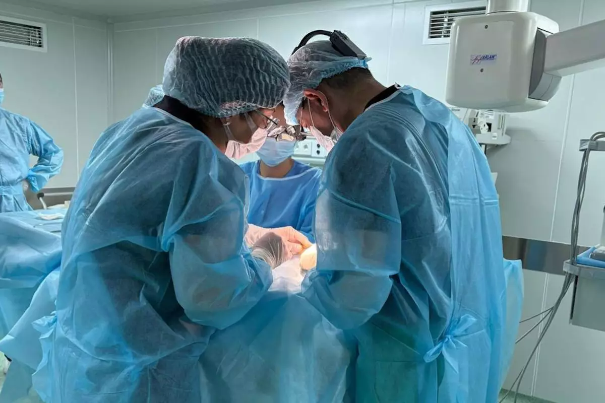 В Атырау врачи спасли жизнь младенцу