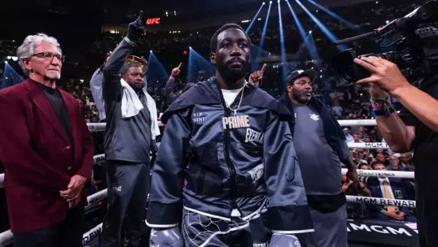 Кроуфорд отказал в реванше Канело и выбрал казахстанского нокаутёра: есть дата боя