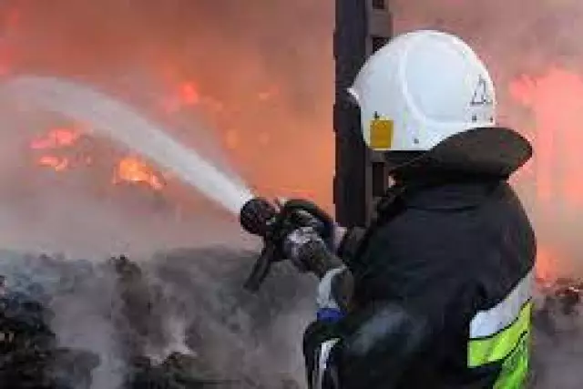 Астанада тағы бір базар өртеніп кетті