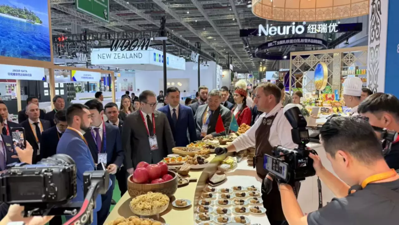 Шанхайдағы импорттық тауарлар көрмесі өтті