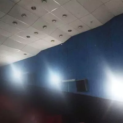 В Хакасии более 30 человек включая детей получили ожоги глаз, во время киносеанса