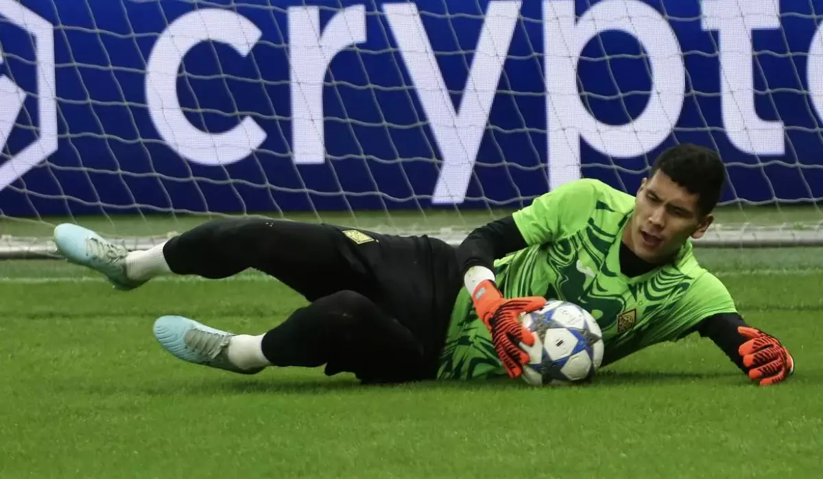 УЕФА Темірлан Анарбековтің сэйвін ерекшеледі