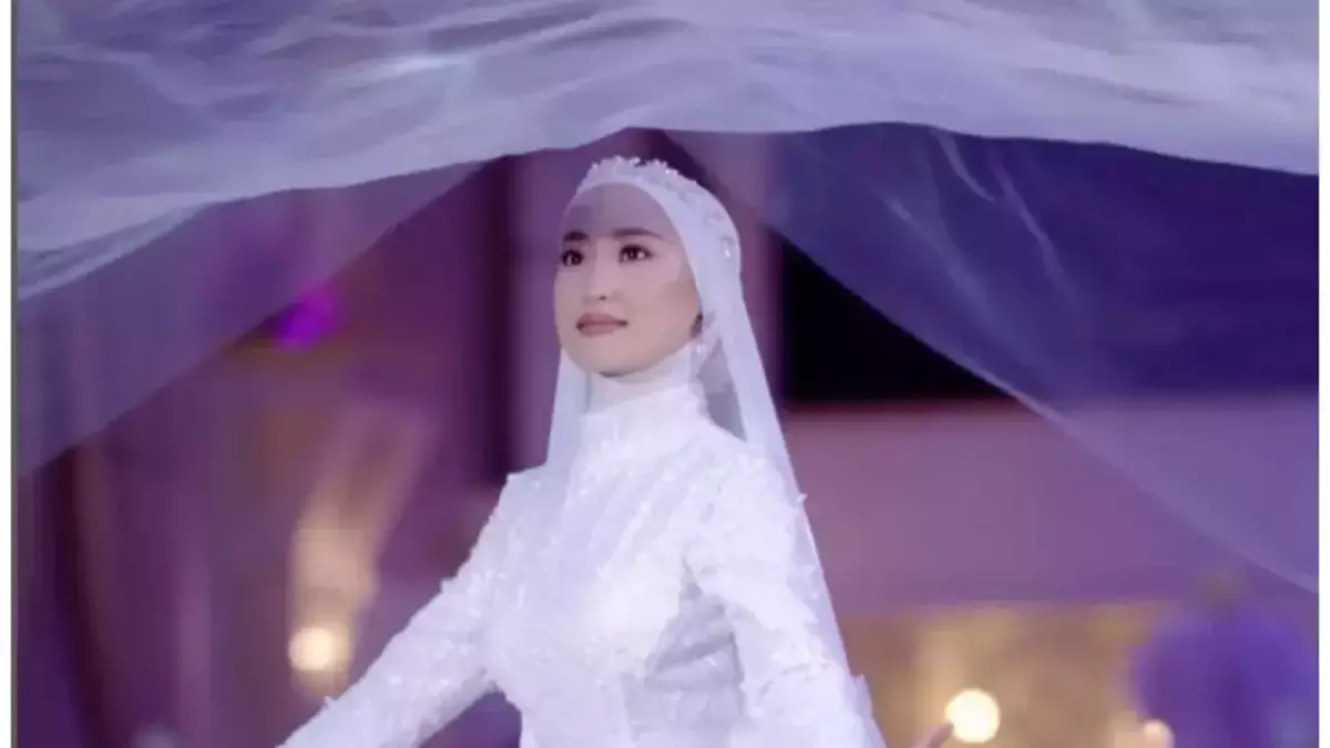 &#171;Мен де ажырасамын демедім&#187;: Мөлдір Әуелбекова еркектер туралы ойын айтты (ВИДЕО)