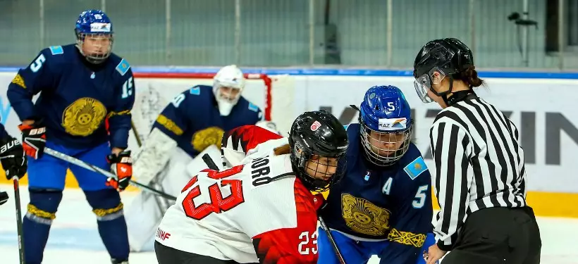 Женская сборная потерпела крупное поражение на старте чемпионата Азии