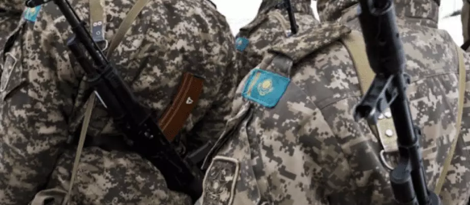 Сенатор предложил создать межведомственную программу по предотвращению суицидов в армии