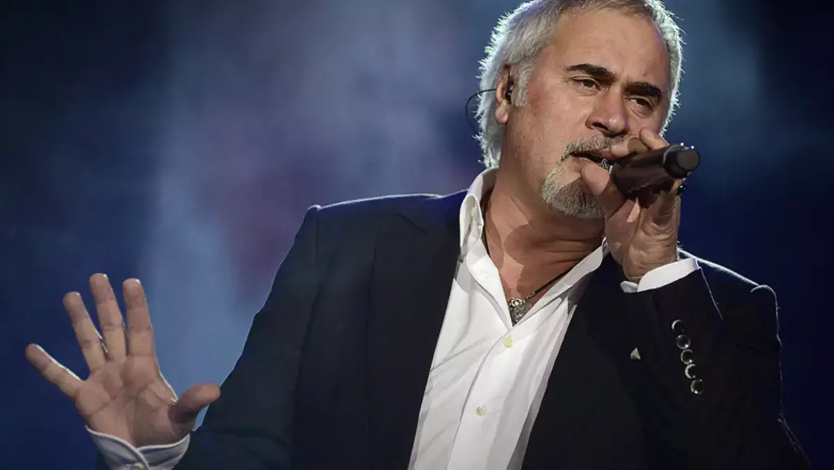 Три миллиона долларов за тур: как Меладзе превратил юбилей в золотое шоу - новости на Lada.kz 06.11.2025