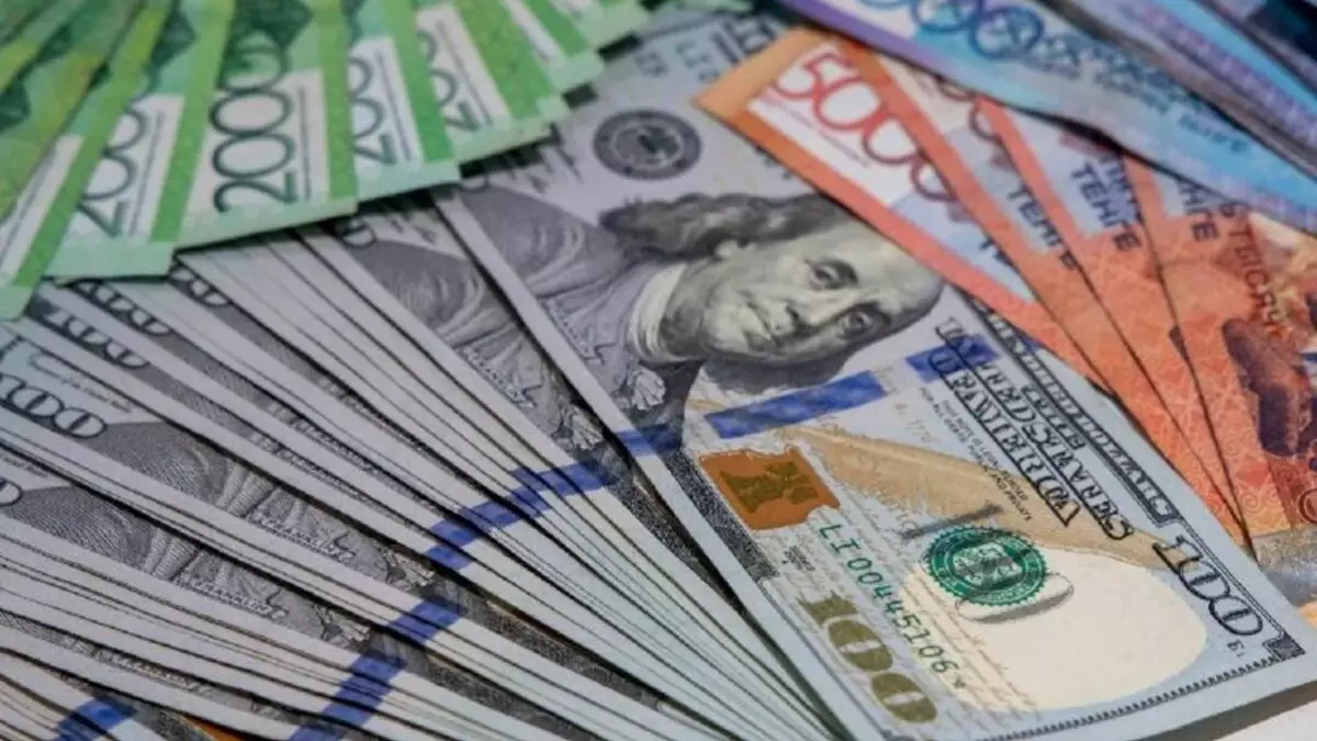 Доллар бағамы қайта өсті: KASE мен айырбастау орындарындағы соңғы көрсеткіштер