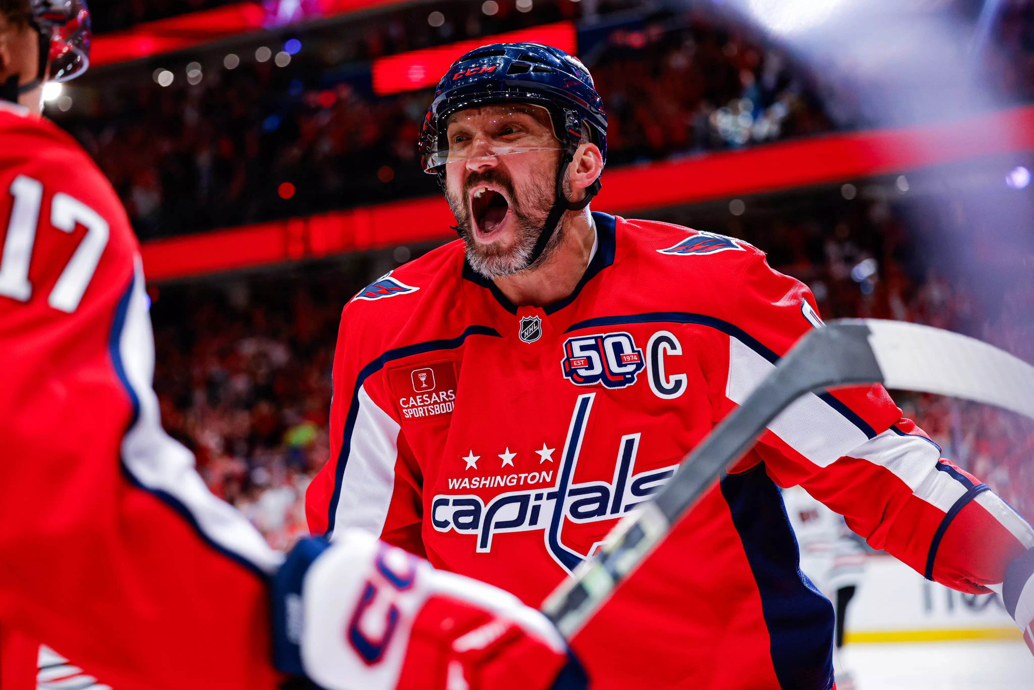 Александр Овечкин Ұлттық хоккей лигасында тарихи нәтиже тіркеді