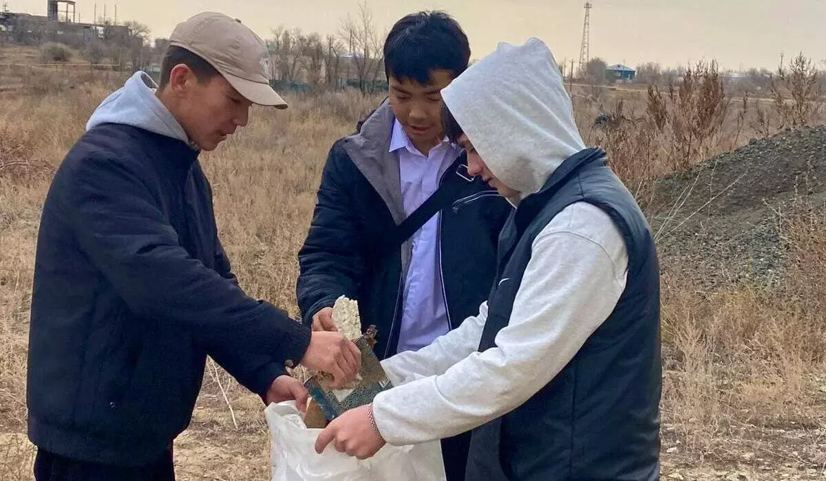 «Мы создаем атмосферу уюта и заботы»: «AMANAT» продолжает акции «Таза бейсенбі» по всей стране