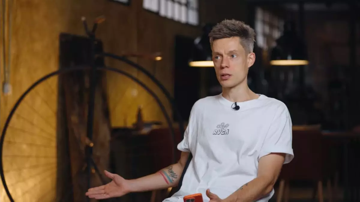 Демограф обсудил с Юрием Дудем высокую рождаемость в Казахстане