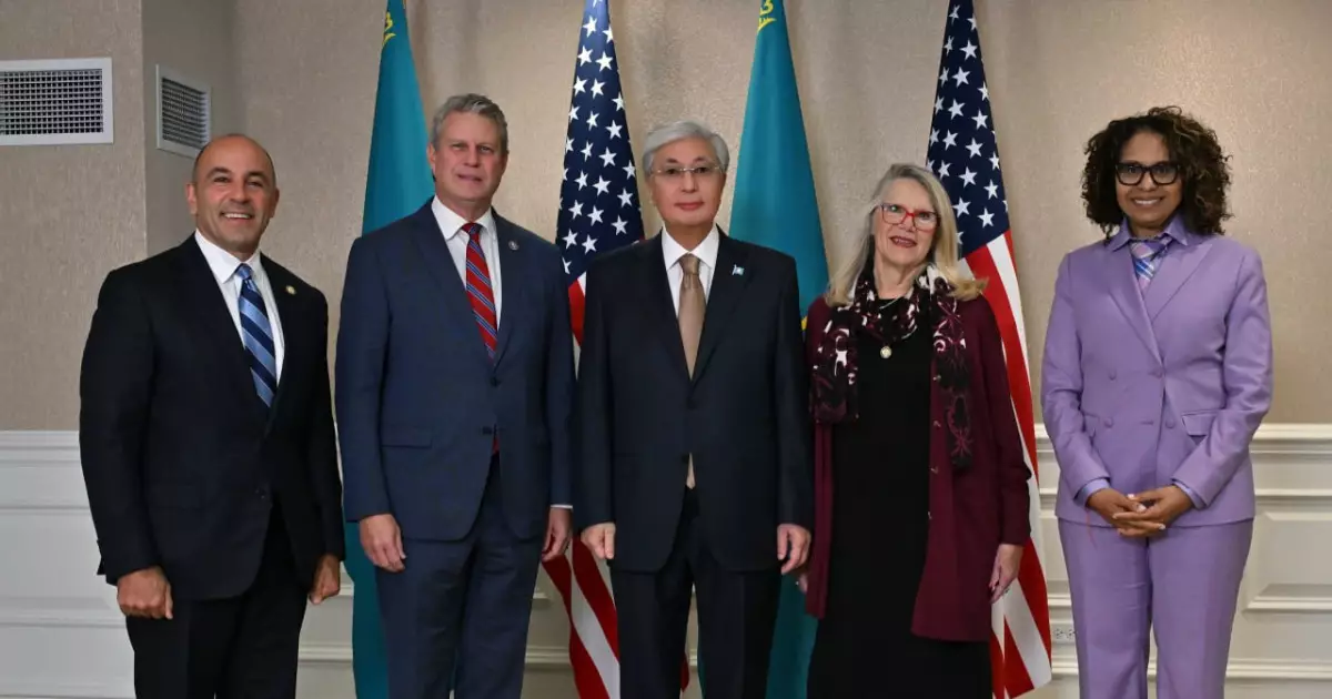   АҚШ Қазақстанның экономикасына 100 миллиард доллардан астам инвестиция салды   