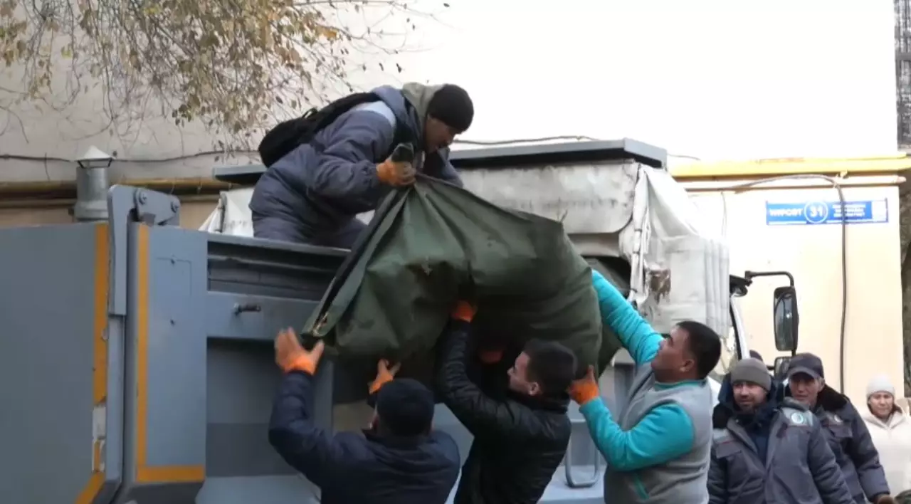 Шымкентте «Таза бейсенбі» акциясы өтті 