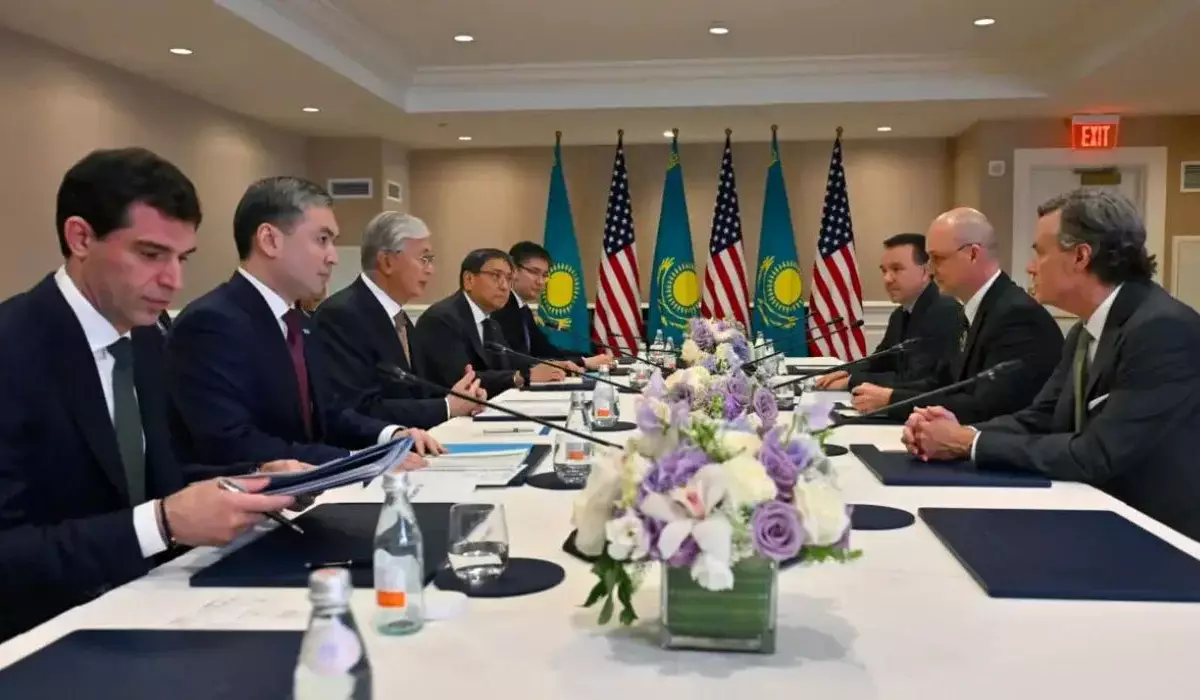 Үш мың техника өндіріледі: Тоқаев John Deere компаниясының шешімін қолдады