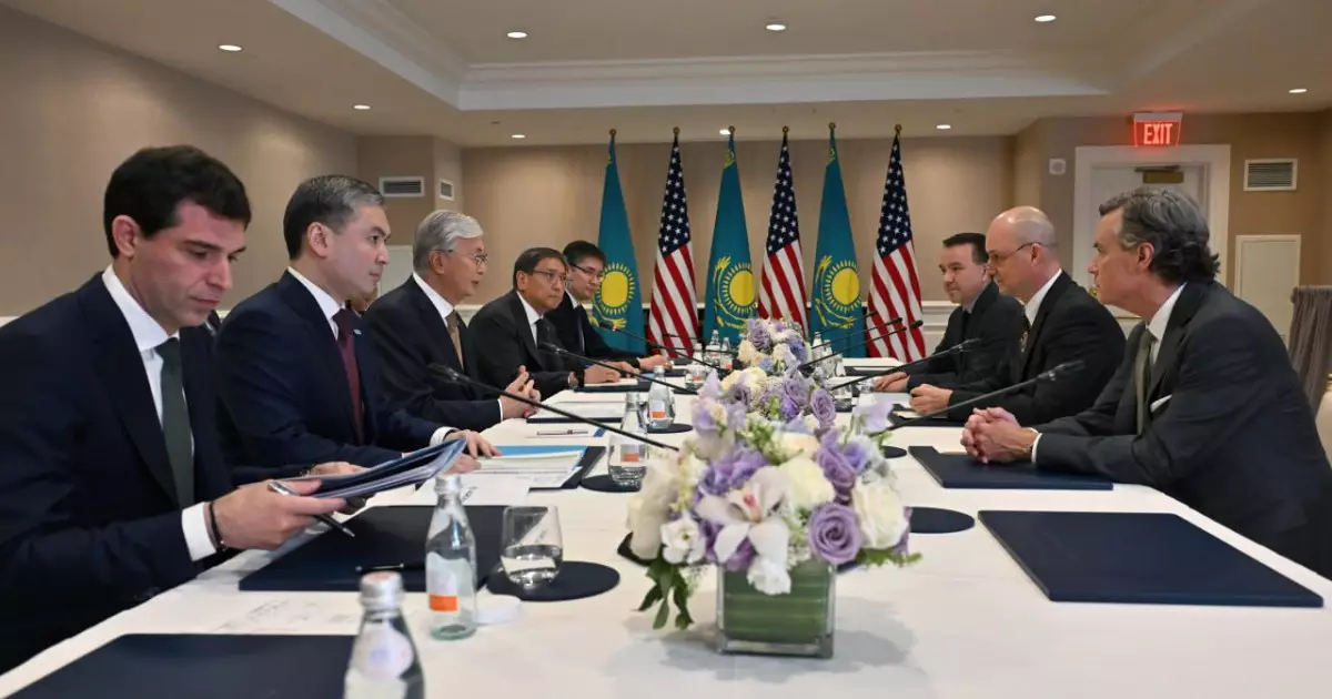   Президент: John Deere компаниясымен серіктестік – өндірістік кооперацияның табысты үлгісі   