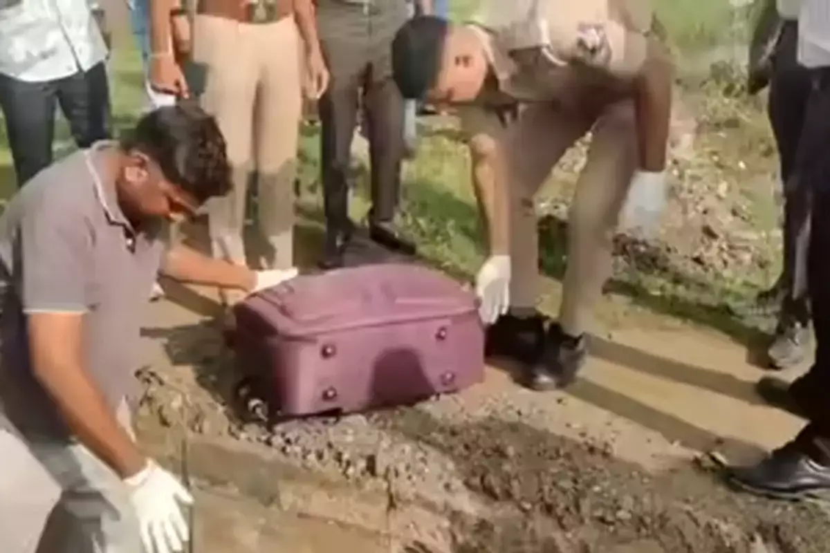 Мужчина, устав от требований девушки сыграть свадьбу, засунул ее в чемодан и выкинул - новости на Lada.kz 06.11.2025