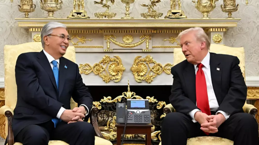 Появились фото со встречи Токаева и Трампа в Овальном кабинете