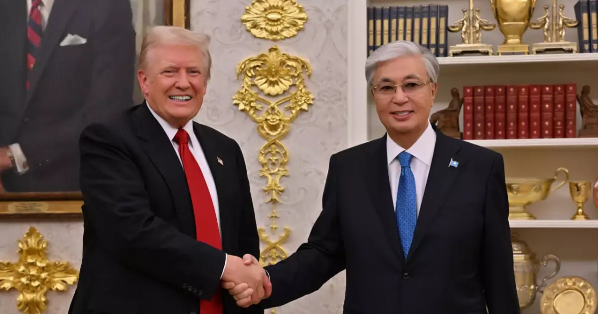   Қасым-Жомарт Тоқаев пен АҚШ президенті Дональд Трамп келіссөз жүргізді   