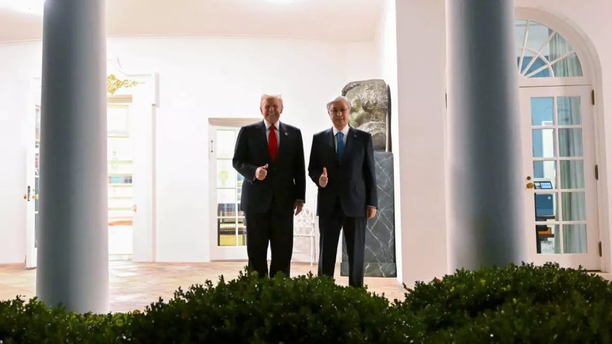Қасым-Жомарт Тоқаев пен Дональд Трамп еркін форматта әңгімелесті