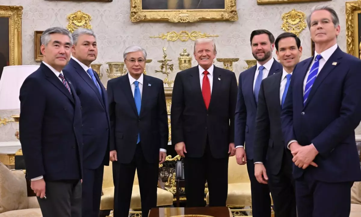 «Табиғи ресурсқа бай еліңіз, парасатты Президентіңіз бар»: Трамп Қазақстанға келуі мүмкін