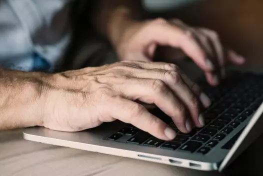 Образовательный ChatGPT получат не менее 165 тысяч казахстанских учителей