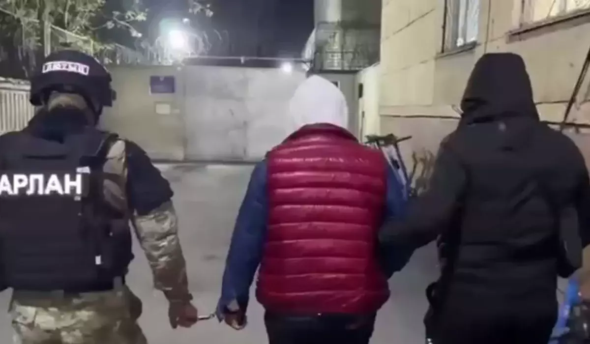 «Требовал 10 млн за молчание»: блогера задержали в Шымкенте (ВИДЕО)