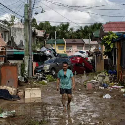 Тайфун унес жизни более 100 человек на Филиппинах и движется к Вьетнаму