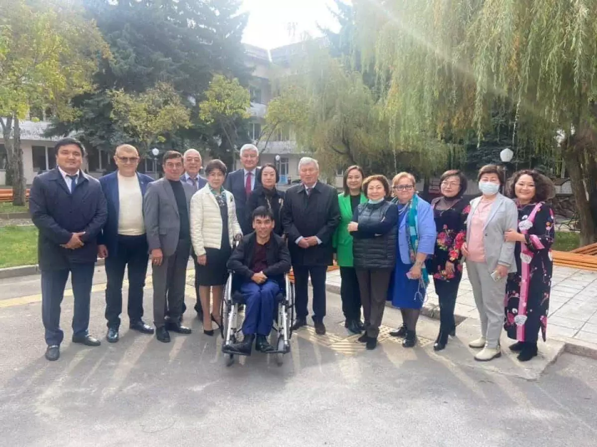 «Когда видишь, что кому-то помог, это радует» — глава Союза организаций инвалидов Казахстана