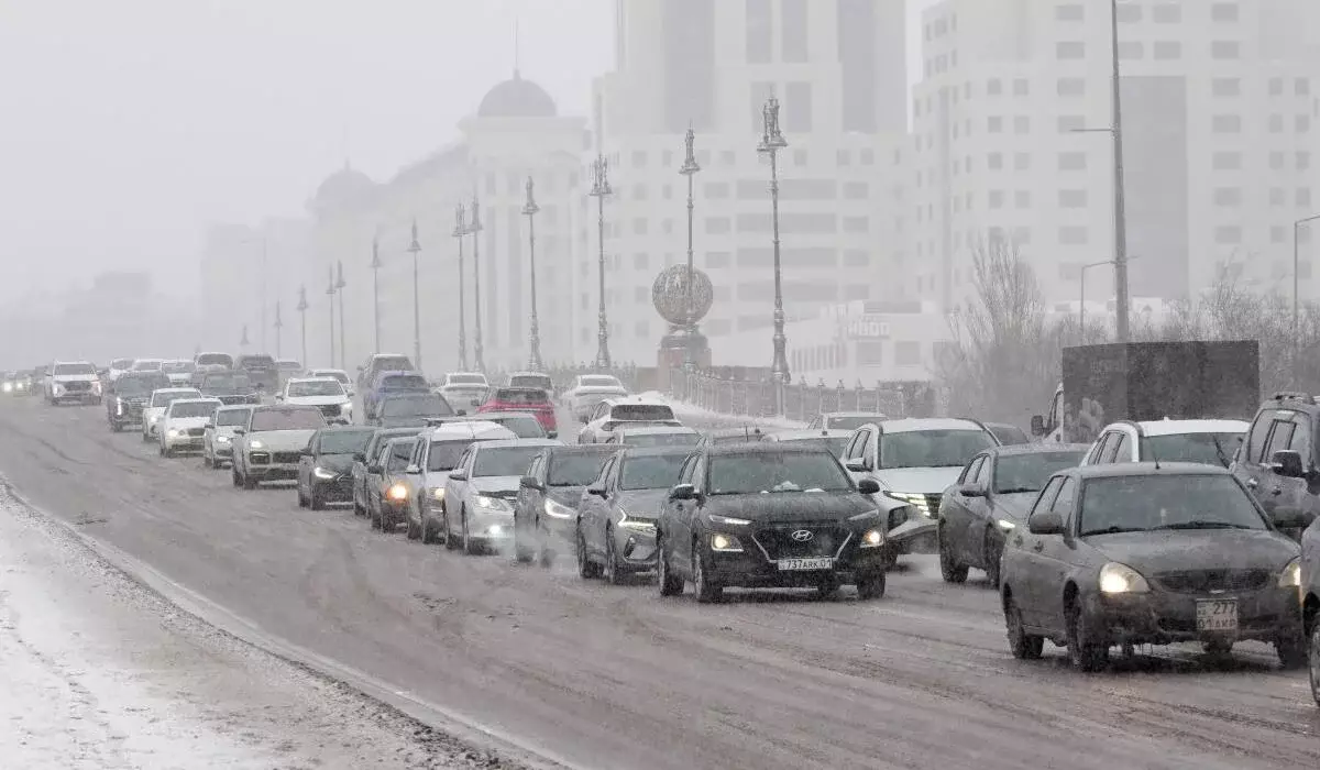 Не обычная соль: новый стандарт борьбы с гололедом внедрят в Казахстане